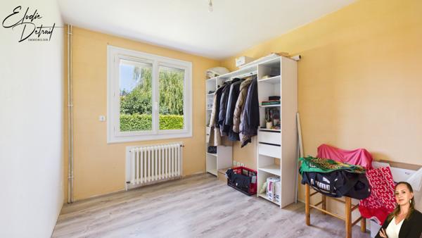 Maison
         7 pièces
        - 113 m² Exclusivité 219 500 € *