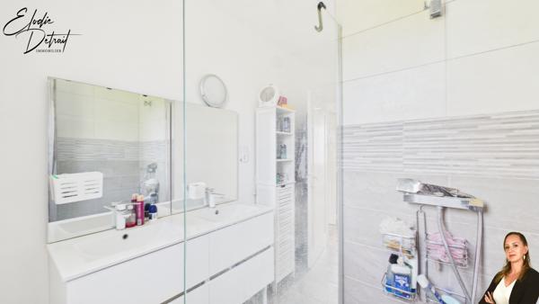 Maison
         7 pièces
        - 113 m² Exclusivité 219 500 € *