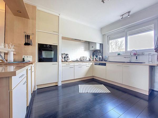 A VENDRE -PORTET SUR GARONNE Maison de village T6 165 M² hab. et garage