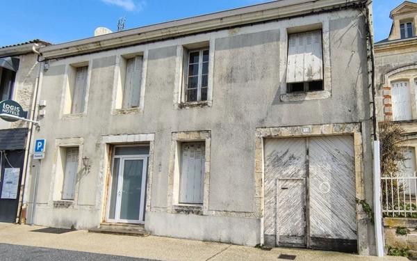 Maison à vendre    8 pièces •  La Tremblade