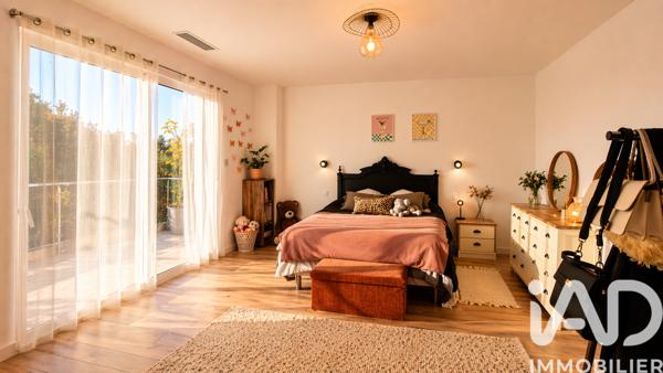 Maison à vendre 5 pièces 157 m² Elne