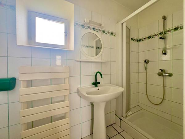 Maison Montfaucon Montigne 5 pièce(s) 122 m2