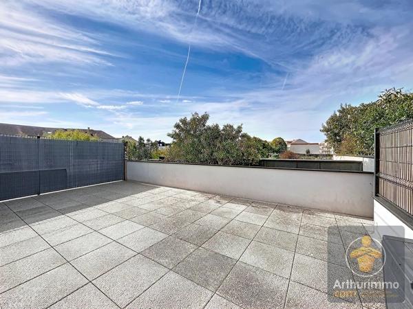 Vente                                                      Appartement
                        
                     2 pièces                      40 m2                     à Tigery