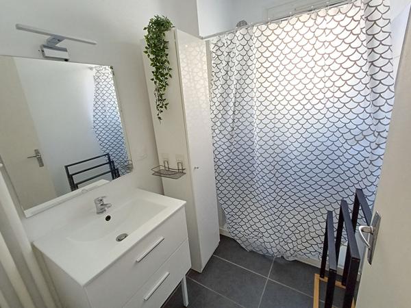 T3 Toutes charges comprises