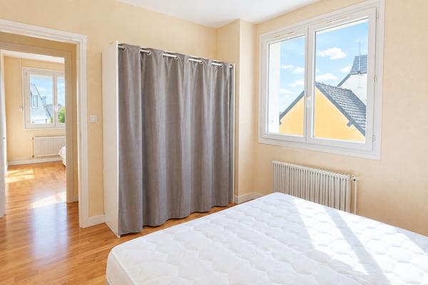 Donges centre, appartement T3 meublé au 1er étage - Jardin commun