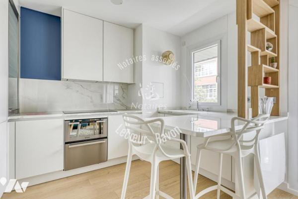 Magnifique appartement 2 pièces rénové avec balcon