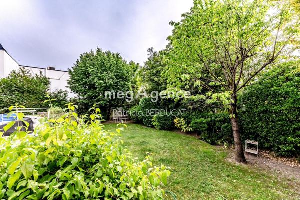 Maison à LE PERREUX-SUR-MARNE, 94170 - 12 pièces 320m²