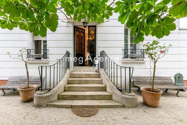 Maison à LE PERREUX-SUR-MARNE, 94170 - 12 pièces 320m²
