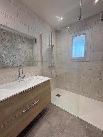 VALENCE CHATEAUVERT 76 M²