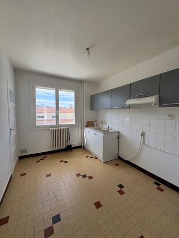 VALENCE CHATEAUVERT 76 M²