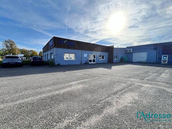 Local d'activité 931 m2