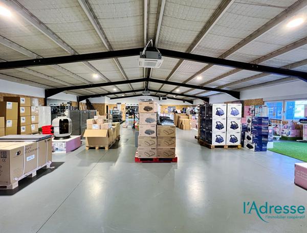 Local d'activité 931 m2