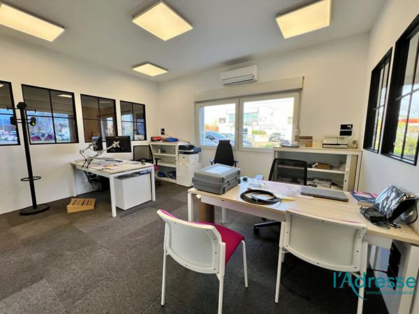 Local d'activité 931 m2