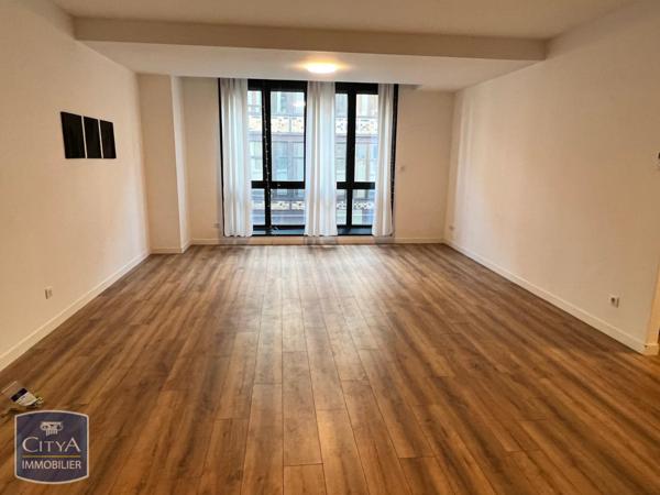 Appartement à louer 2 pièces 64.05m²
