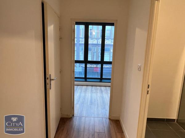 Appartement à louer 2 pièces 64.05m²