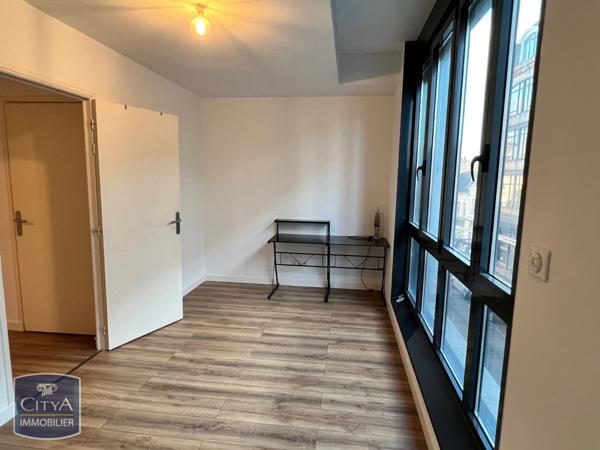 Appartement à louer 2 pièces 64.05m²