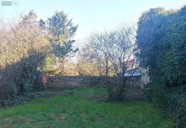 Maison à restaurer à vendre à Marans en Charente-Maritime (17230), ref : VD/584