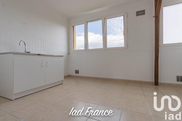 Appartement 4 pièces de 76 m² à Aubergenville (78410)