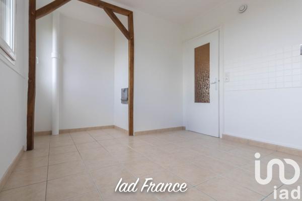 Appartement 4 pièces de 76 m² à Aubergenville (78410)