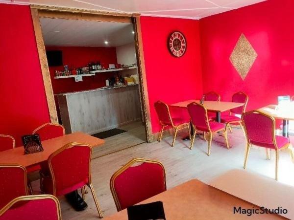 Restaurant rapide  à VENDRE à LEVIER ( 25)