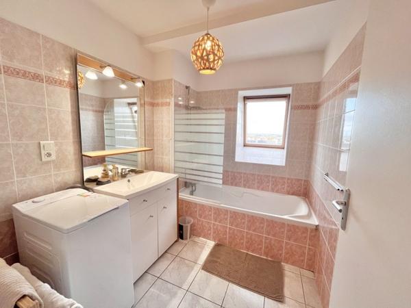 Appartement à louer 700 € CC Crozon 2 p 54 m² DPE C