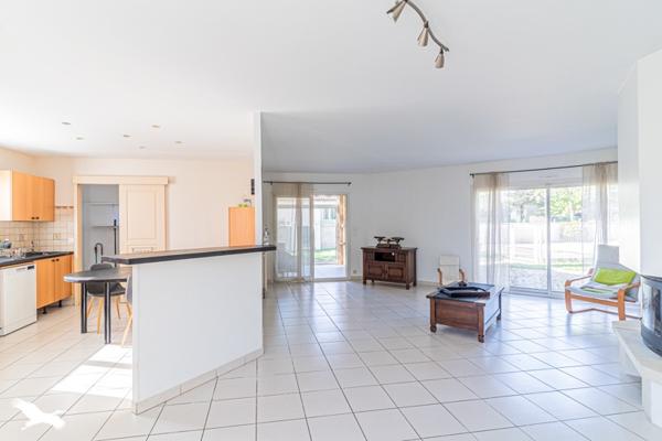 Maison à vendre |  Blanquefort |  6 pièces | 138 m²