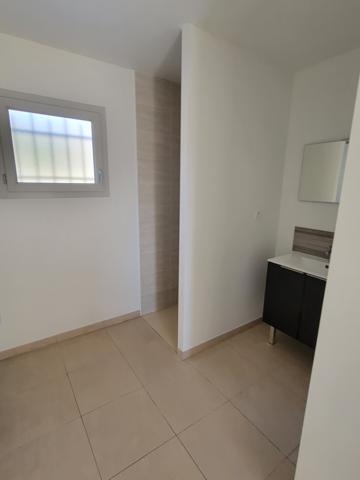 Belle villa de plain-pied avec garage et jardin Montréal (11290)