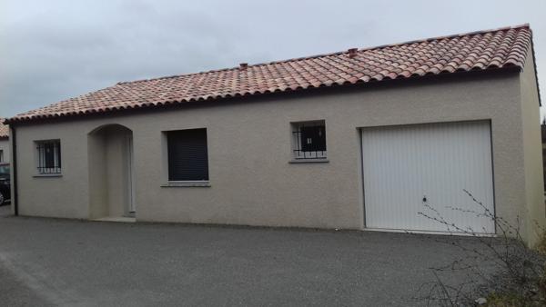 Belle villa de plain-pied avec garage et jardin Montréal (11290)