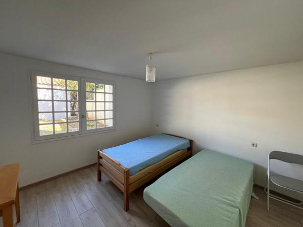 Maison familiale sous les pins de la Grière !