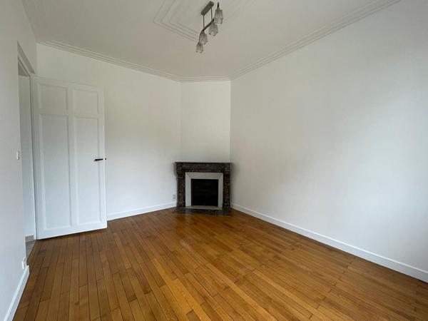 Maison Nantes Longchamp 146.07 m2, 4chambres, sous sol complet, jardin clos, garage