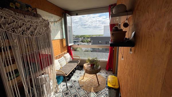 Appartement T4 lumineux avec vue dégagée - stationnement sous-sol