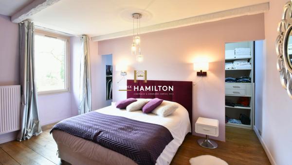 CHARMANTE PROPRIETE AVEC PRAIRIES, PISCINE, GARAGE ET BATIMENTS ANNEXES Cordes sur ciel
