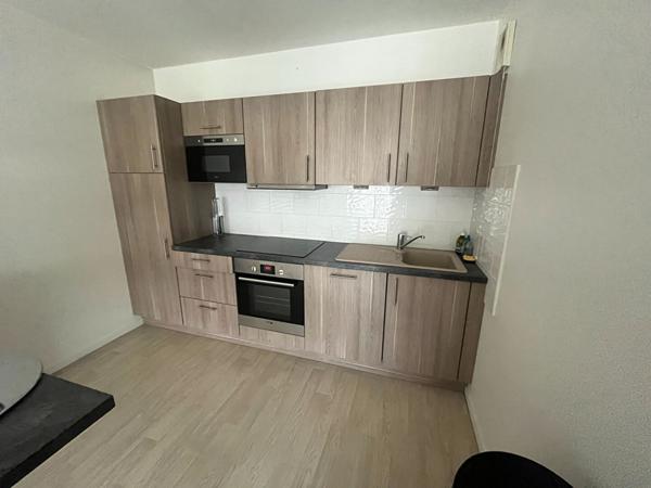 Appartement MEUBLE Cholet 2 pièce(s) 40.72 m2