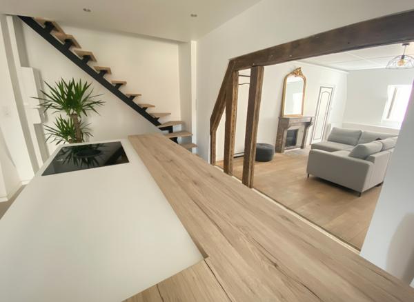 Lot de 2 Appartements DIJON 5 Pièces 163.12 m² dans hôtel particulier
