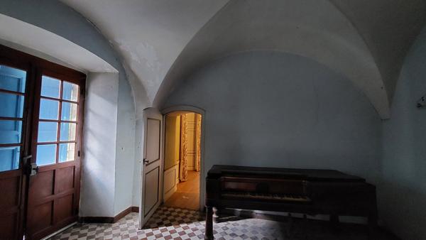 Maison de caractère avec terrain arboré Marvejols