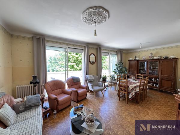 ENSEMBLE IMMOBILIER AVEC LOCAL COMMERCIAL ET LOGEMENT AVEC JARDIN Détails des diagnostics énergétiques