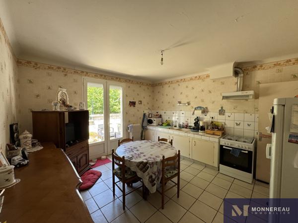 ENSEMBLE IMMOBILIER AVEC LOCAL COMMERCIAL ET LOGEMENT AVEC JARDIN Détails des diagnostics énergétiques