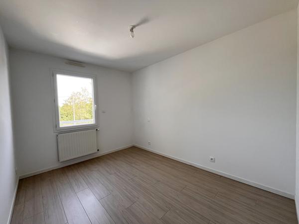 Maison
                                                                                                                                                                                                                                                                                                                        4 pièce(s)                                                                                                                                                                                                          3 chambre(s)                                                                                                                                                                                                          84.4  m²