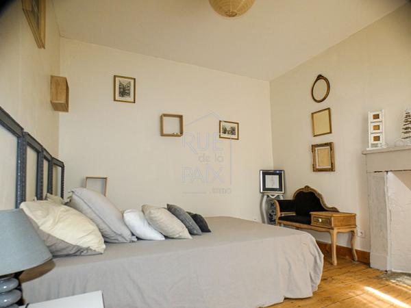 86110 MIREBEAU Maison Mirebeau - 315.96 m2