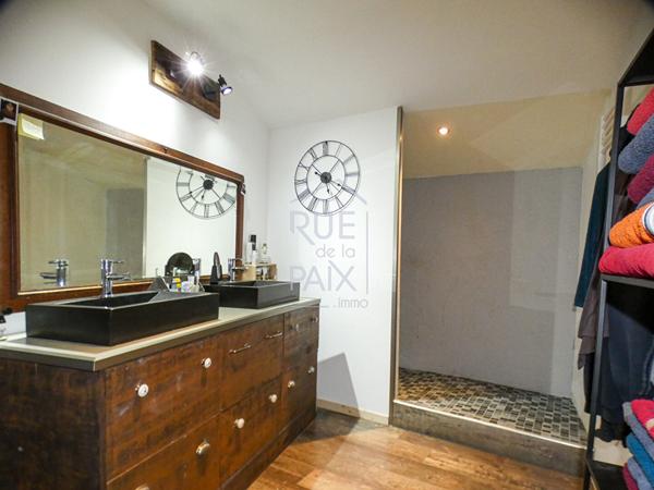 86110 MIREBEAU Maison Mirebeau - 315.96 m2