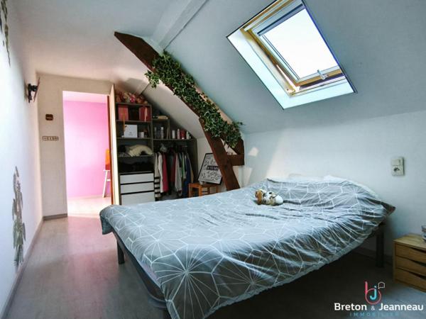 Propriété sur 2 ha 31 avec plan d'eau à Javron les Chapelles