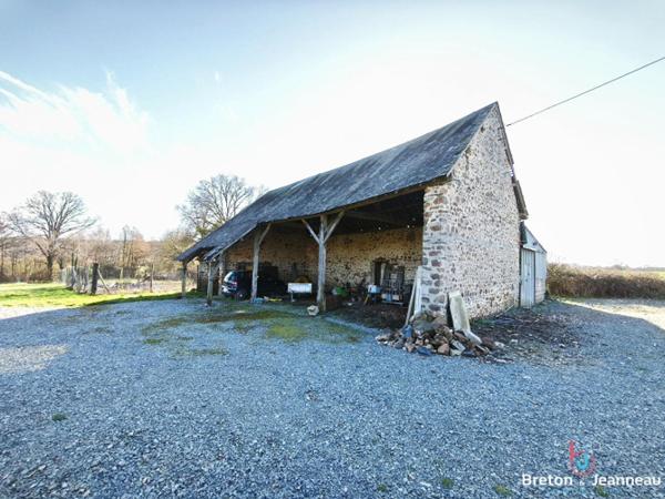 Propriété sur 2 ha 31 avec plan d'eau à Javron les Chapelles