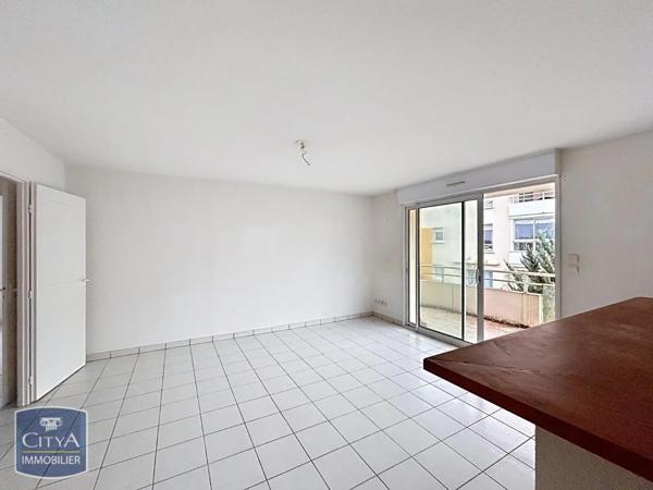 Appartement à vendre 2 pièces 48.72m² Saint-Pierre-du-Mont (40280)