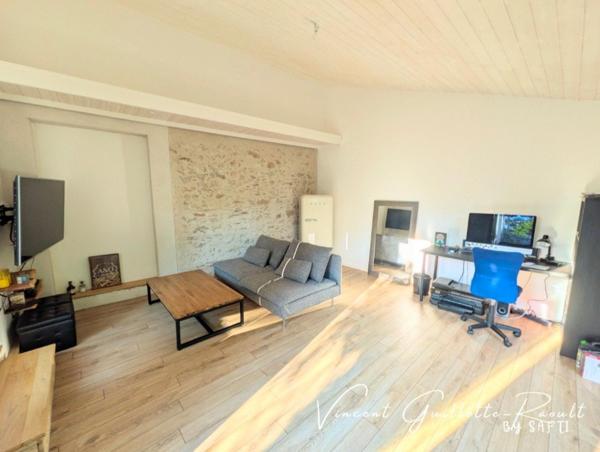 Maison entièrement rénovée de 70 m² sur une parcelle de 507 m²