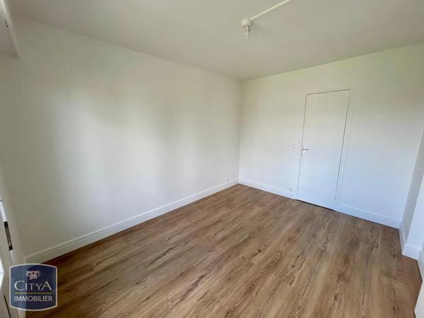 Appartement à louer 2 pièces 43.63m² Rosny-sous-Bois (93110)