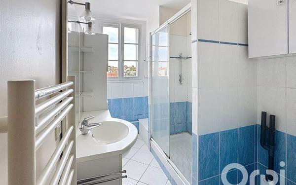 Appartement à vendre    4 pièces • 76 m2 Clamart