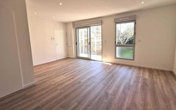 Appartement à vendre    2 pièces • 47,50 m2 Blagnac
