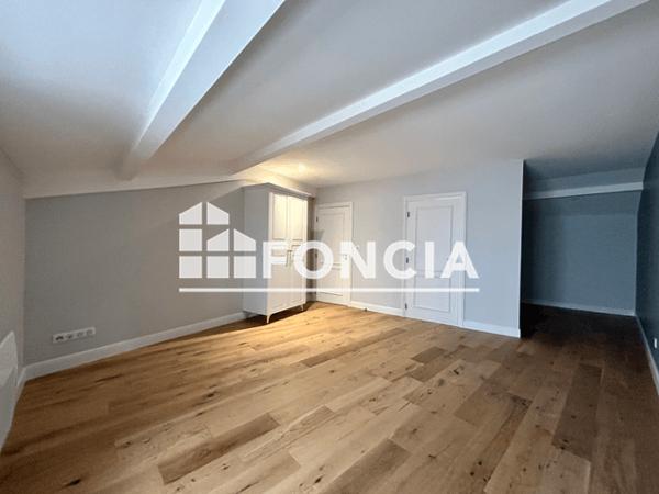 Location Appartement 2 pièces 64.32 m² - 40 RUE EMILE GRAND Albi 81000