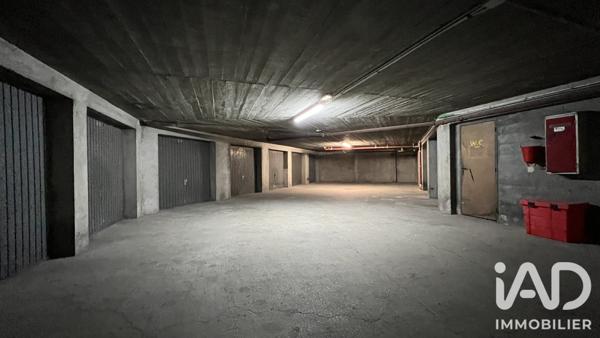 Parking à vendre 43 m² Pantin
