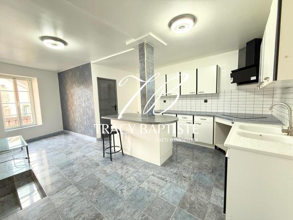 Maison de ville – T7 - 170 m² habitables - Double garage